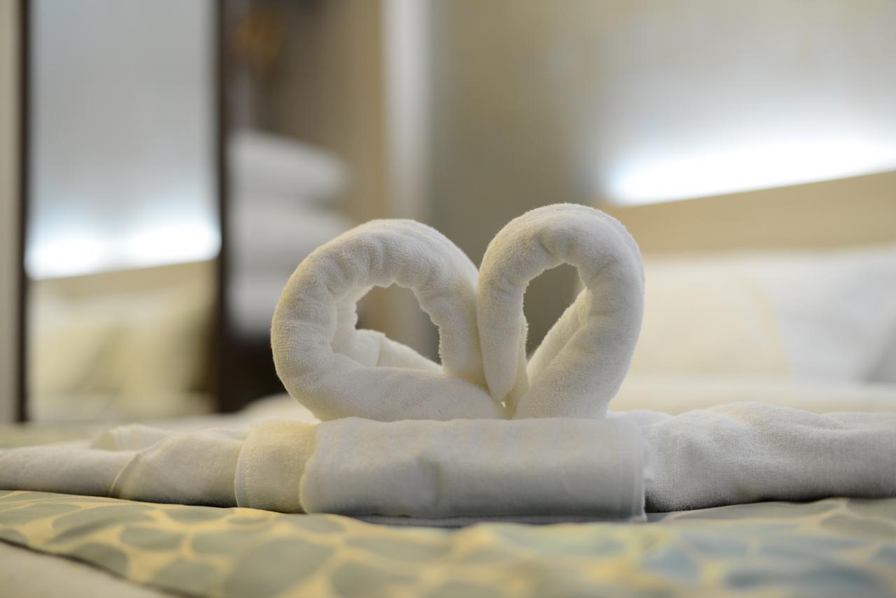 Samudra Hotel Кучінг Екстер'єр фото